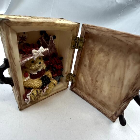 Turtle King Corp figurine Bear in Trunk collectable flaw opens porcelain - Picture 8 of 9